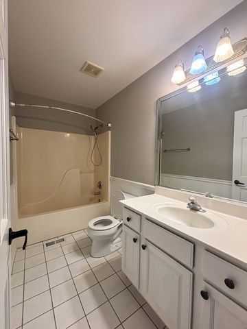 1705 South Court, Batavia, IL 60510