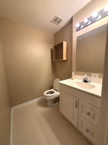 1705 South Court, Batavia, IL 60510