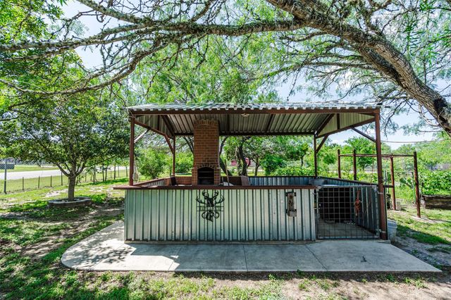 278 Forister Ranch DR, Dale, TX 78616