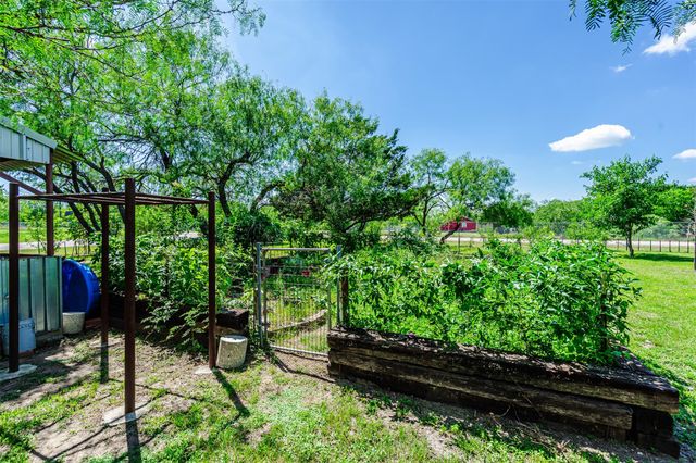 278 Forister Ranch DR, Dale, TX 78616