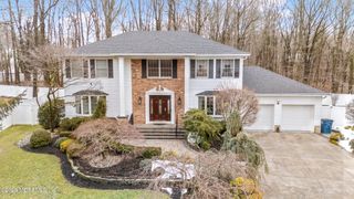 8 Willow Ridge Court, Old Bridge, NJ 08857