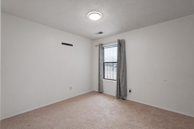 868 Campfire Road SE, Rio Rancho, NM 87124
