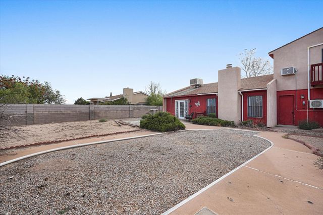 868 Campfire Road SE, Rio Rancho, NM 87124