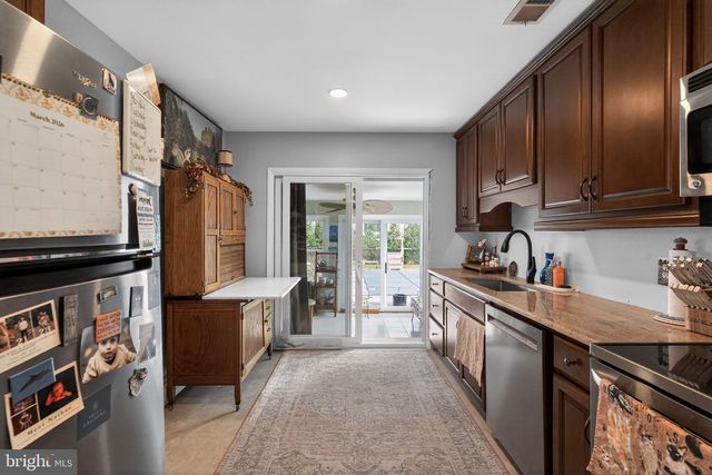 506 ARCH ST, Delran, NJ 08075