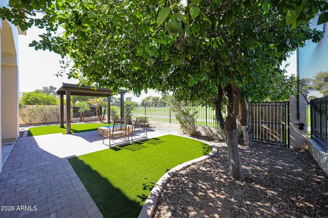 4730 N GREENVIEW Circle W, Litchfield Park, AZ 85340