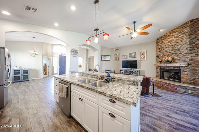 4730 N GREENVIEW Circle W, Litchfield Park, AZ 85340
