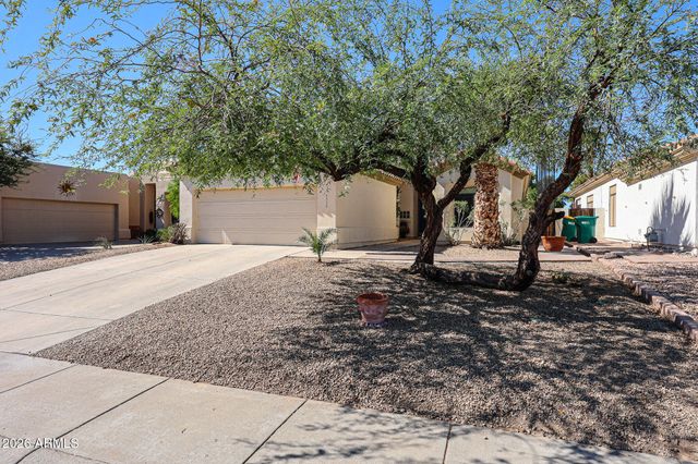 4730 N GREENVIEW Circle W, Litchfield Park, AZ 85340