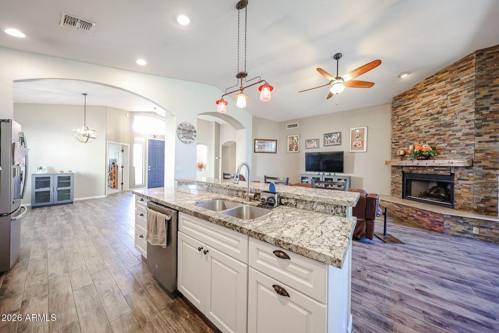4730 N GREENVIEW Circle W, Litchfield Park, AZ 85340 — photo 4