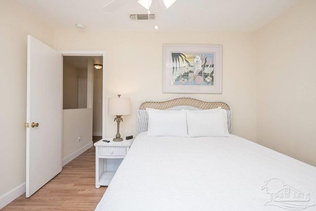 1687 Bulevar Mayor, Pensacola Beach, FL 32561