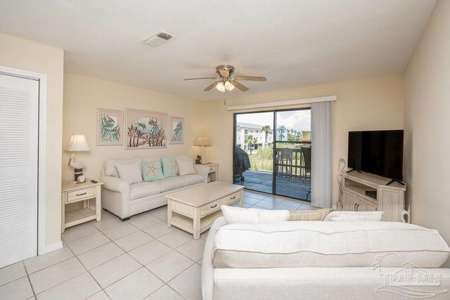 1687 Bulevar Mayor, Pensacola Beach, FL 32561