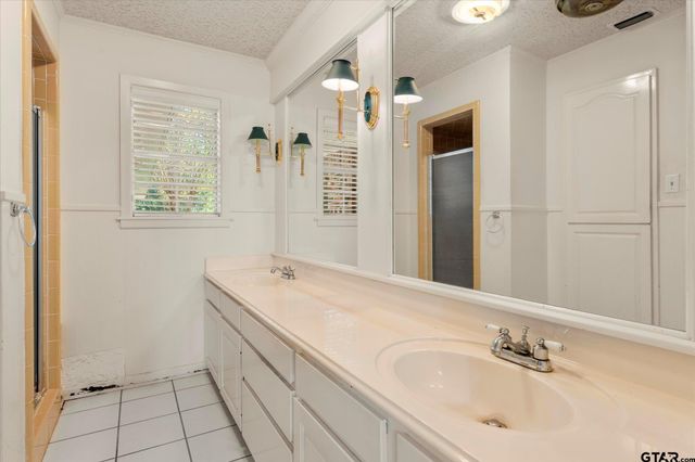 102 Westwood PKWY, Naples, TX 75568