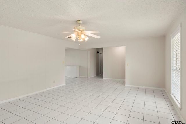 102 Westwood PKWY, Naples, TX 75568