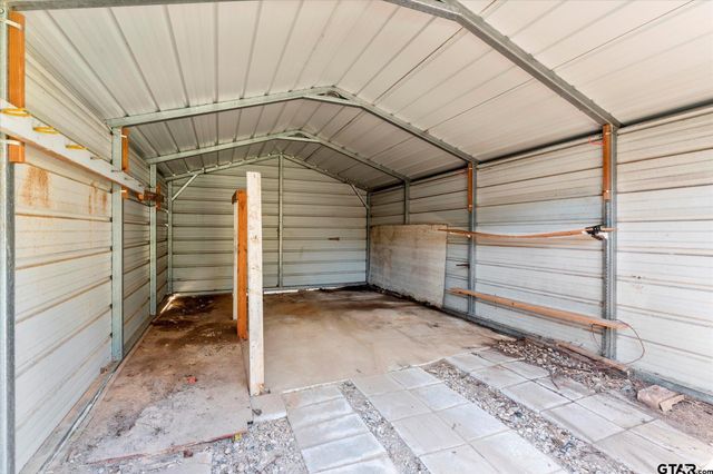 102 Westwood PKWY, Naples, TX 75568