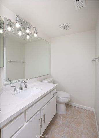 805 Jason Court, Lancaster, CA 93534