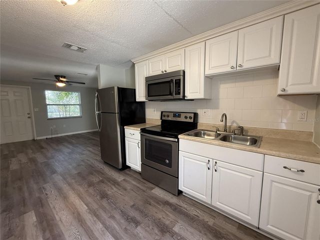 350 ELMSTREET COURT 6, Englewood, FL 34223