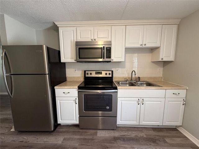 350 ELMSTREET COURT 6, Englewood, FL 34223