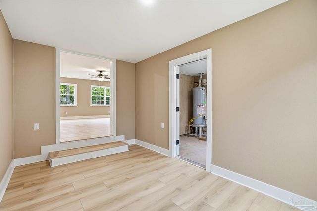 406 Coulter Ave, Cantonment, FL 32533