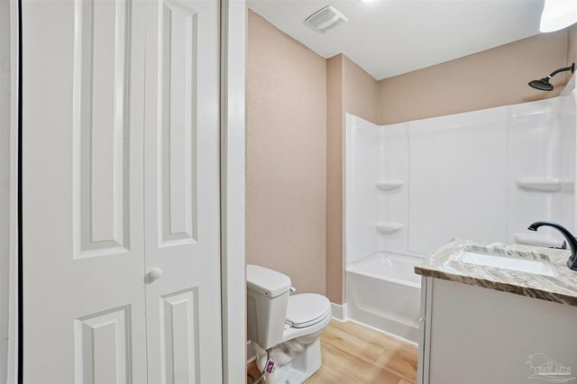 406 Coulter Ave, Cantonment, FL 32533