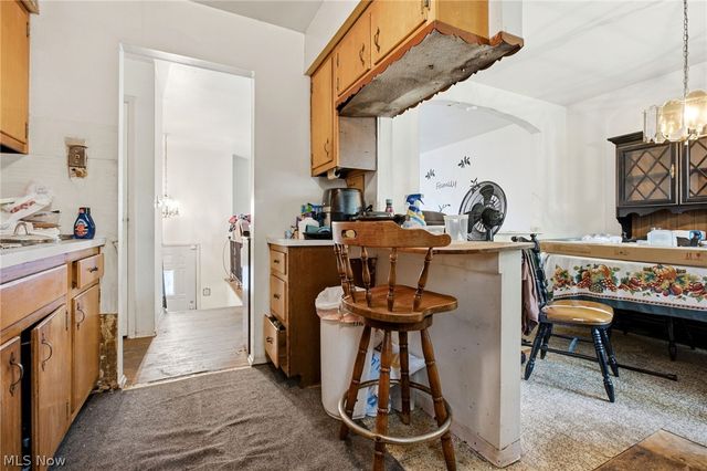 3106 Williamsburg Street NW, Warren, OH 44485