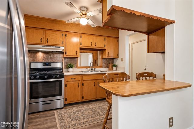 3106 Williamsburg Street NW, Warren, OH 44485