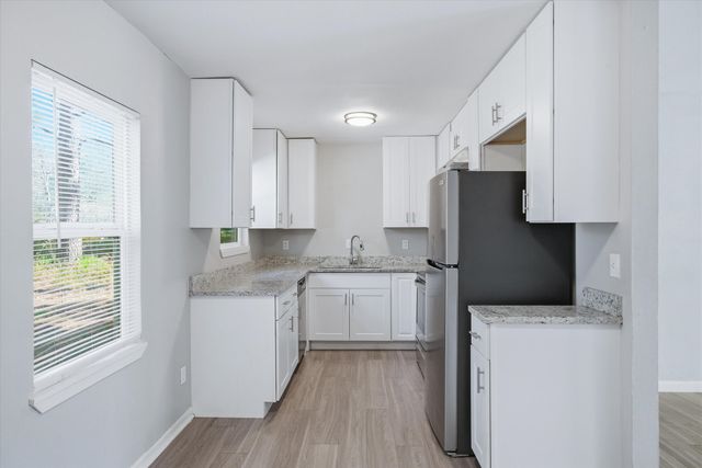 600 M L King Jr Boulevard, Athens, TX 75751