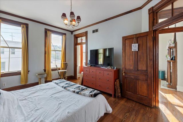 411 E 10th Street, Newport, KY 41071