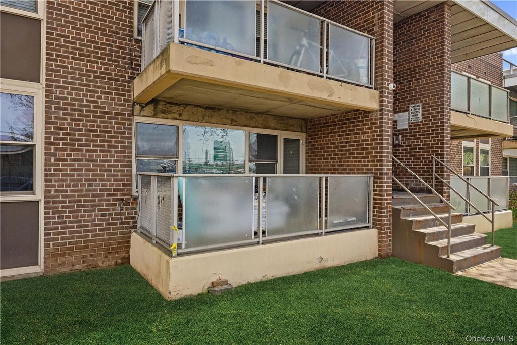 1050 Vermont Street 4B, Brooklyn, NY 11207 — photo 2