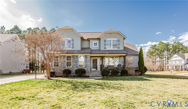 11900 James Overlook Ct, Chester, VA 23836