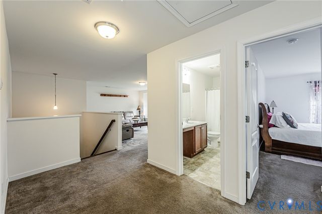 11900 James Overlook Ct, Chester, VA 23836