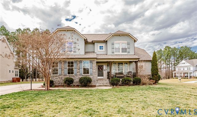 11900 James Overlook Ct, Chester, VA 23836