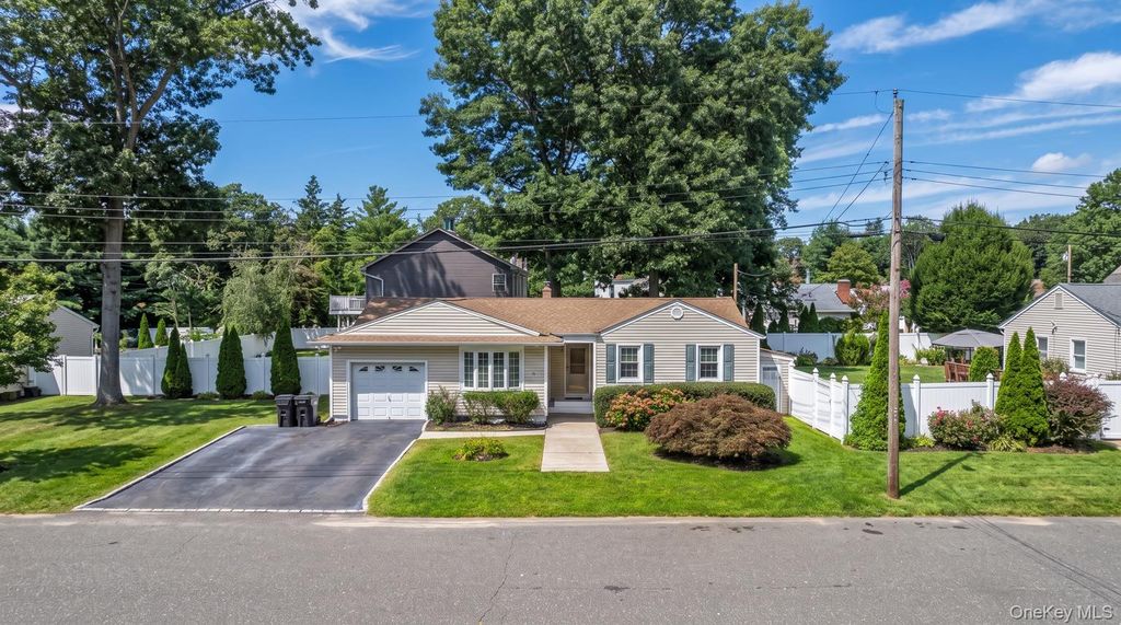 91 Haynes Avenue, West Islip, NY 11795 — exterior