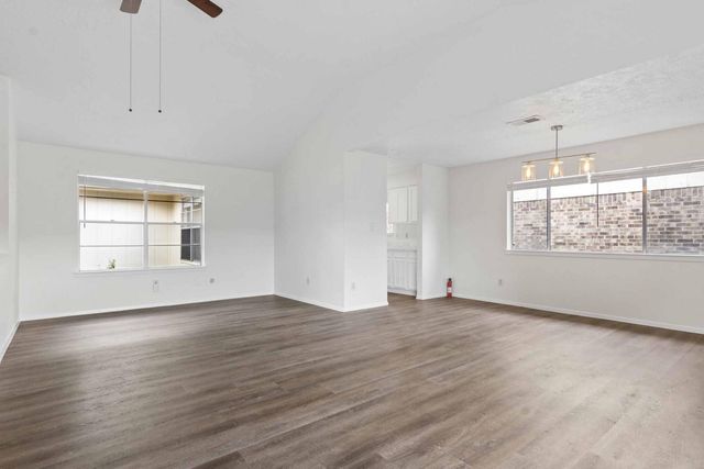 10411 Rabbit Oak Drive, Houston, TX 77065