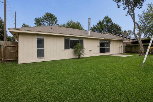 10411 Rabbit Oak Drive, Houston, TX 77065