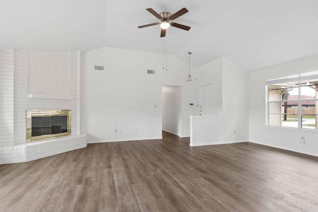 10411 Rabbit Oak Drive, Houston, TX 77065
