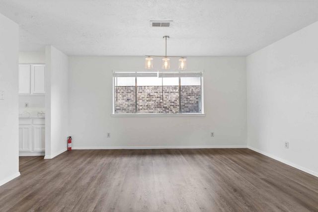 10411 Rabbit Oak Drive, Houston, TX 77065