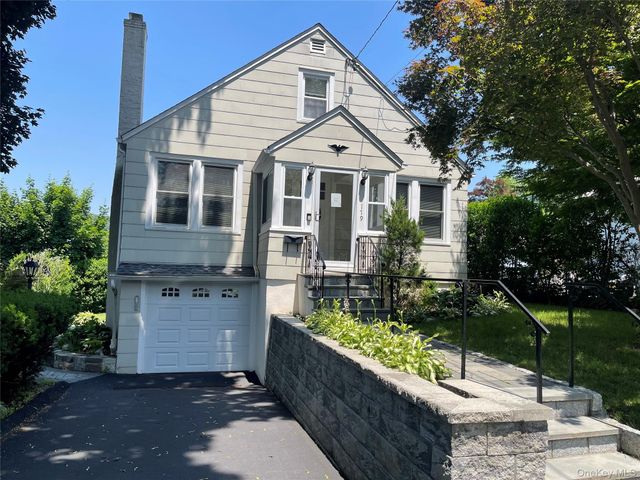 179 Serrano Avenue, Hawthorne, NY 10532