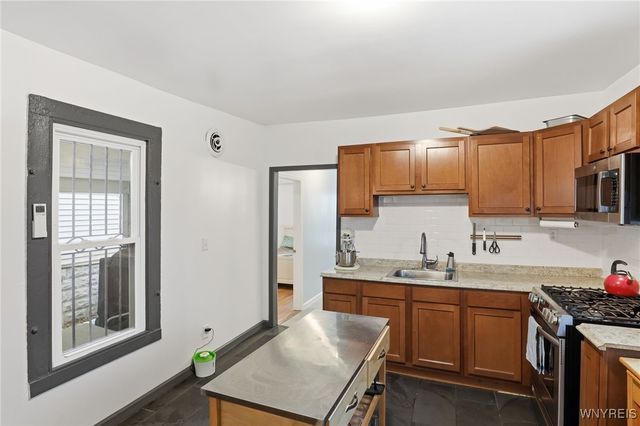 112 Masten Avenue, Buffalo, NY 14209