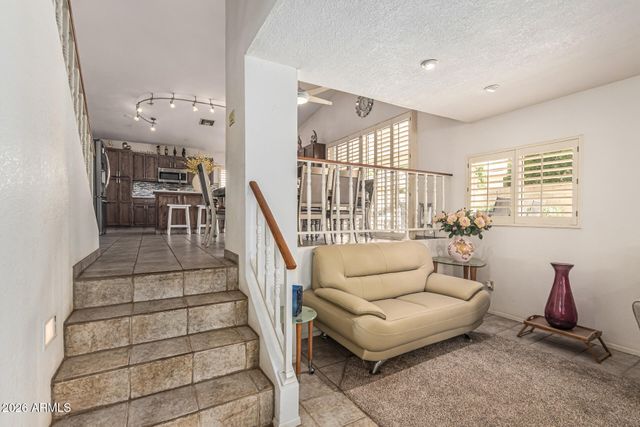 14811 N 44TH Place, Phoenix, AZ 85032