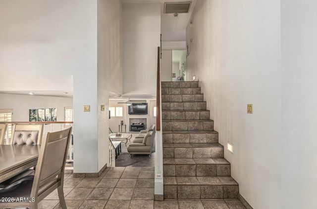 14811 N 44TH Place, Phoenix, AZ 85032