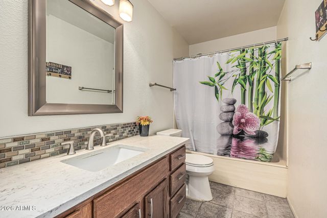 14811 N 44TH Place, Phoenix, AZ 85032