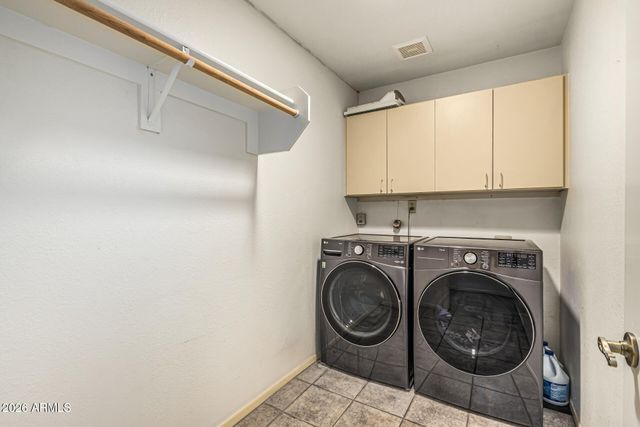 14811 N 44TH Place, Phoenix, AZ 85032