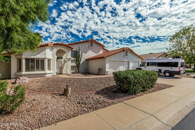 14811 N 44TH Place, Phoenix, AZ 85032