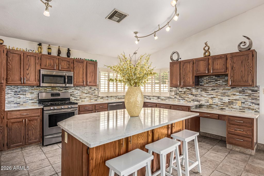 14811 N 44TH Place, Phoenix, AZ 85032 — photo 2