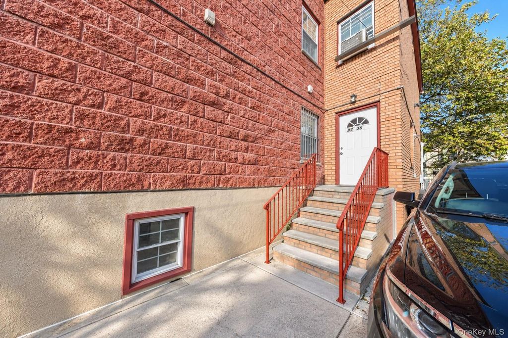 87-36 123rd Street, Richmond Hill, NY 11418 — photo 3