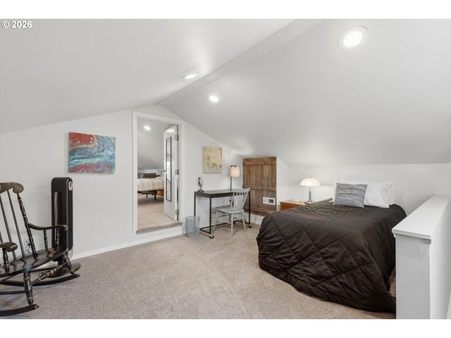 208 N COLLEGE St, Newberg, OR 97132