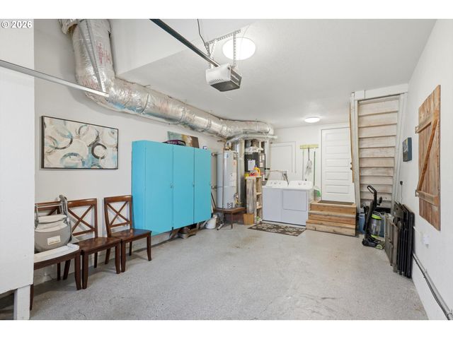 208 N COLLEGE St, Newberg, OR 97132