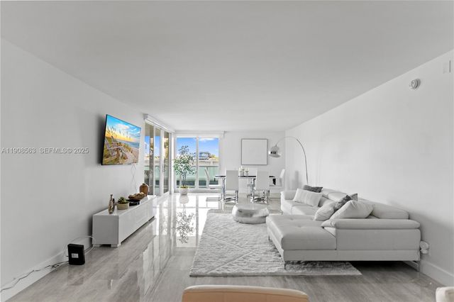 100 Bayview Drive 227, Sunny Isles Beach, FL 33160
