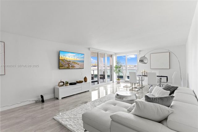 100 Bayview Drive 227, Sunny Isles Beach, FL 33160