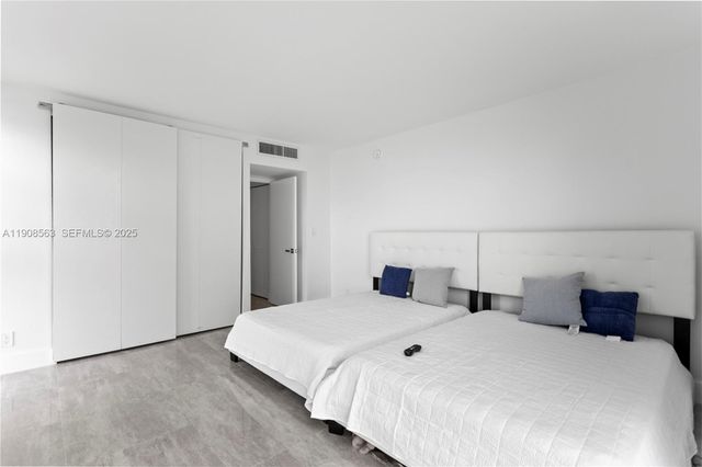 100 Bayview Drive 227, Sunny Isles Beach, FL 33160
