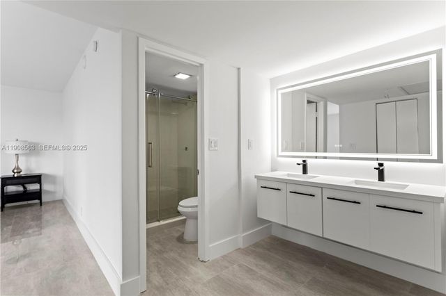 100 Bayview Drive 227, Sunny Isles Beach, FL 33160